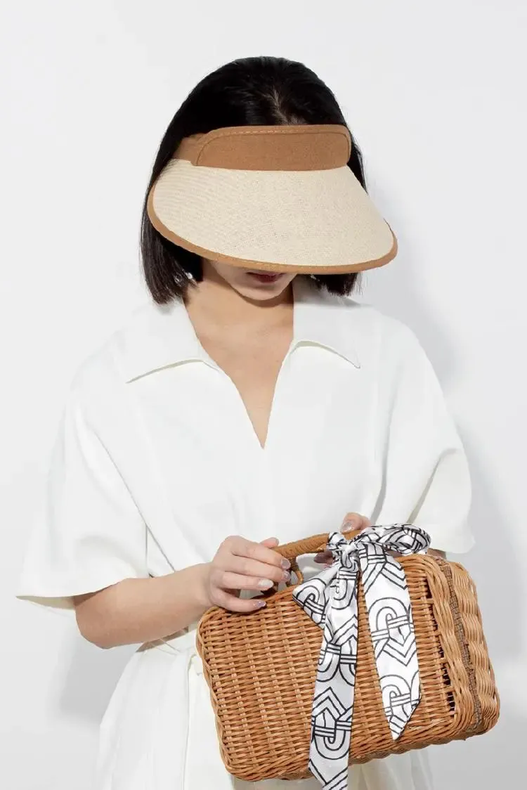 Adjustable UPF50 Wide-brim Straw Sun Visor