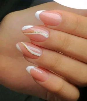 Beauty - Nails - gold white