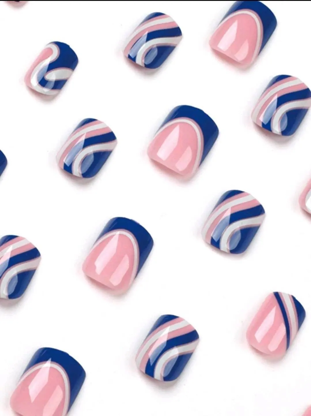 Beauty - Nails - short - blue white swirl