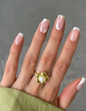 Beauty - Nails - square - white swirl