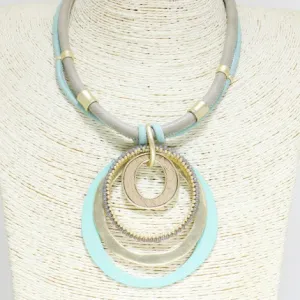 Multi Media Accent Choker