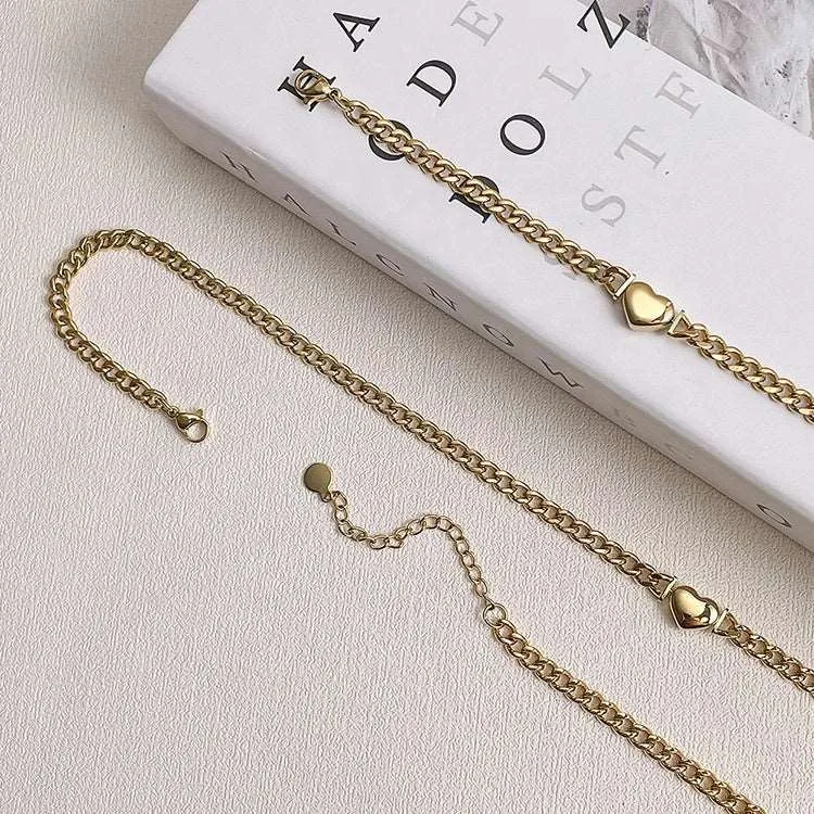 Rea - Pendant Chain Heart Necklace