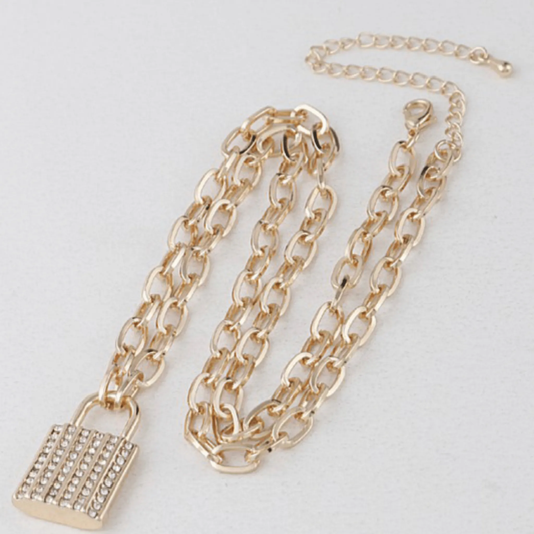 Rhinestone Lock Necklace - Gold